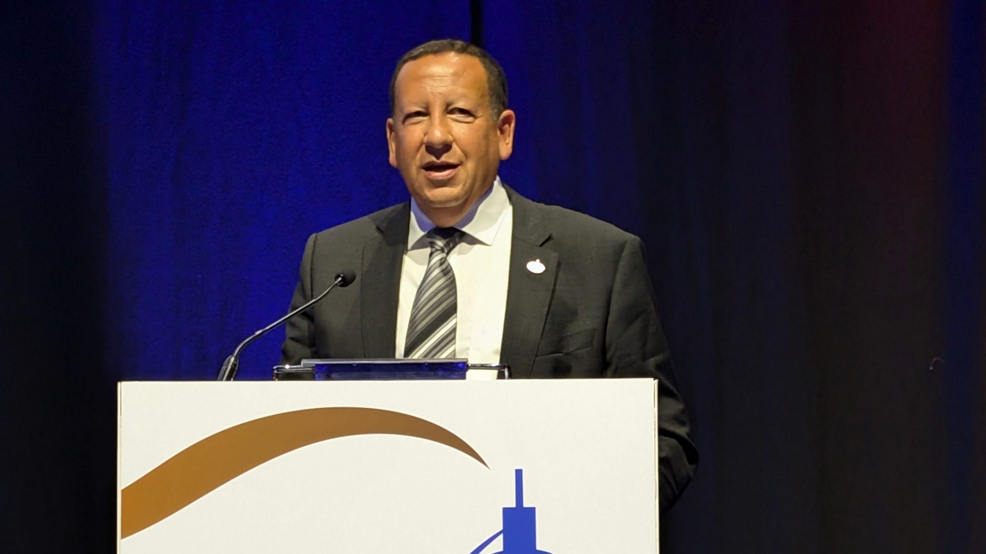 Prof. Laloui speaking at ICSMGE